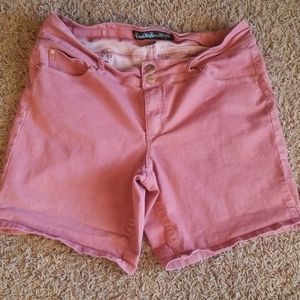 Thread Market Shorts sz 18